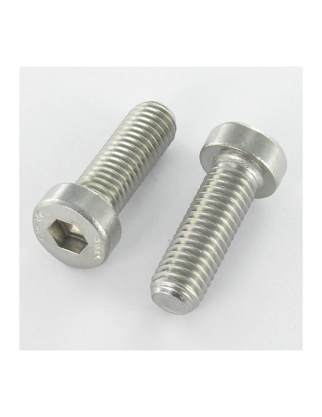 1 X Vis Métaux CHC BTR Tête Basse Clé De 5 HC5 M8X40 Filetée Sur 22 Inox A2 1 1 X Vis Métaux CHC BTR Tête Basse Clé De 5 HC5 M8X40 Filetée Sur 22 Inox A2